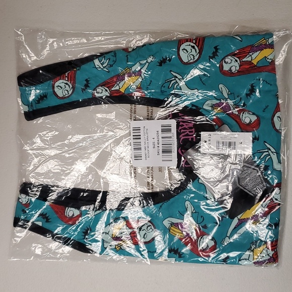 ❤️NWT VINTAGE TORRID BRALETTE NIGHTMARE BEFORE CHRISTMAS WIRELESS SPORTS BRA - Picture 13 of 16